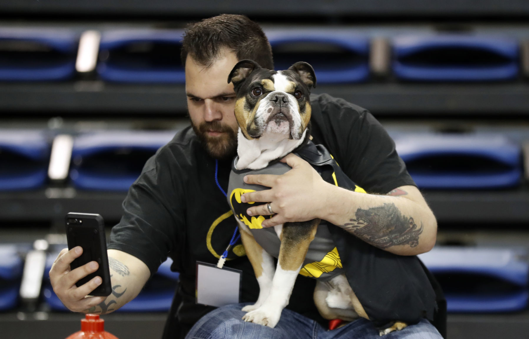 042617AP--Drake-Beautiful-Bulldogs-9